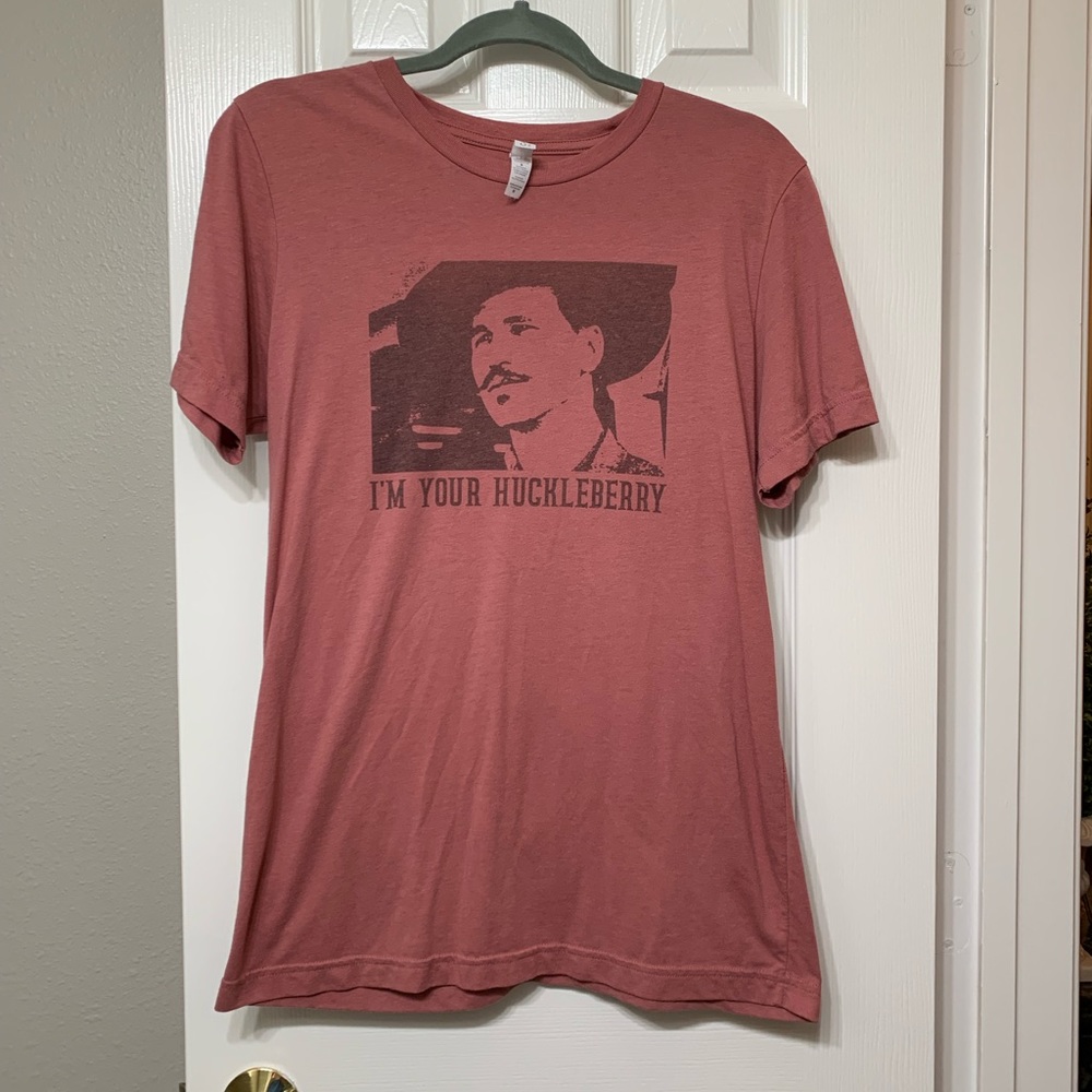 Dusty pink Bella Canvas tee